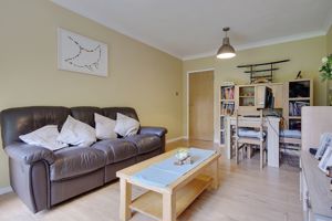 Lounge/Diner- click for photo gallery